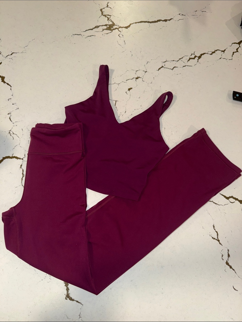 Athleta Women's Berry V-Neck Crop Top & High-Waist Leggings Set